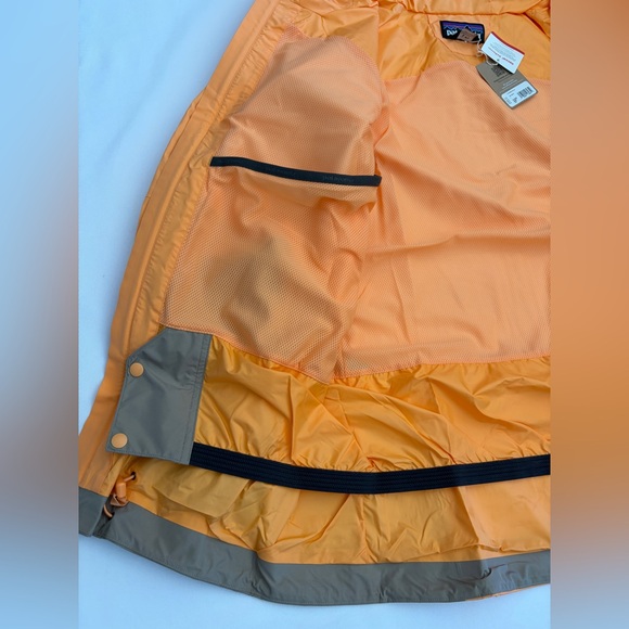 $350 Patagonia Powder Town Jacket Women's Size L VIVID APRICOT Ski Snowboard - Picture 9 of 15